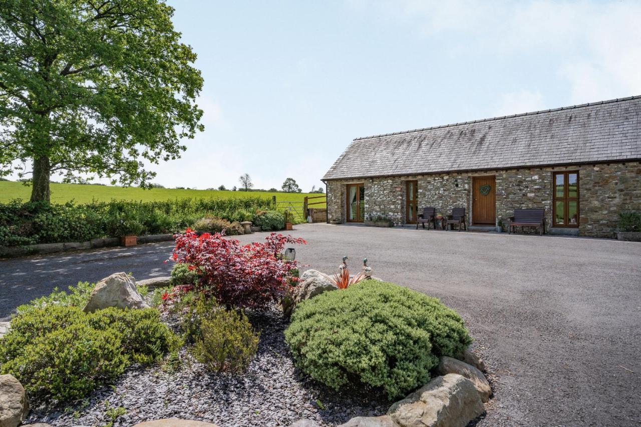 Ysgubor Hir Llanedy Exterior foto