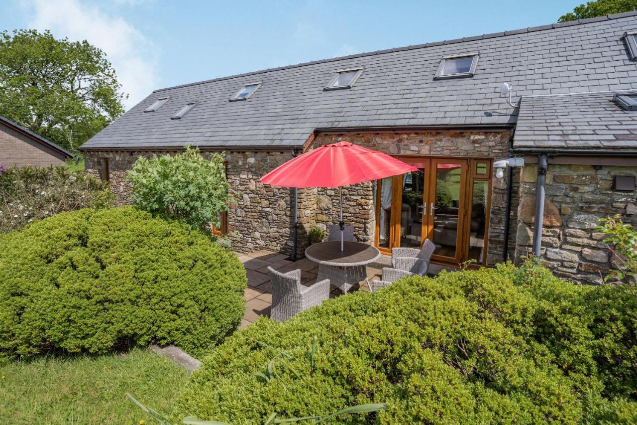 Ysgubor Hir Llanedy Exterior foto